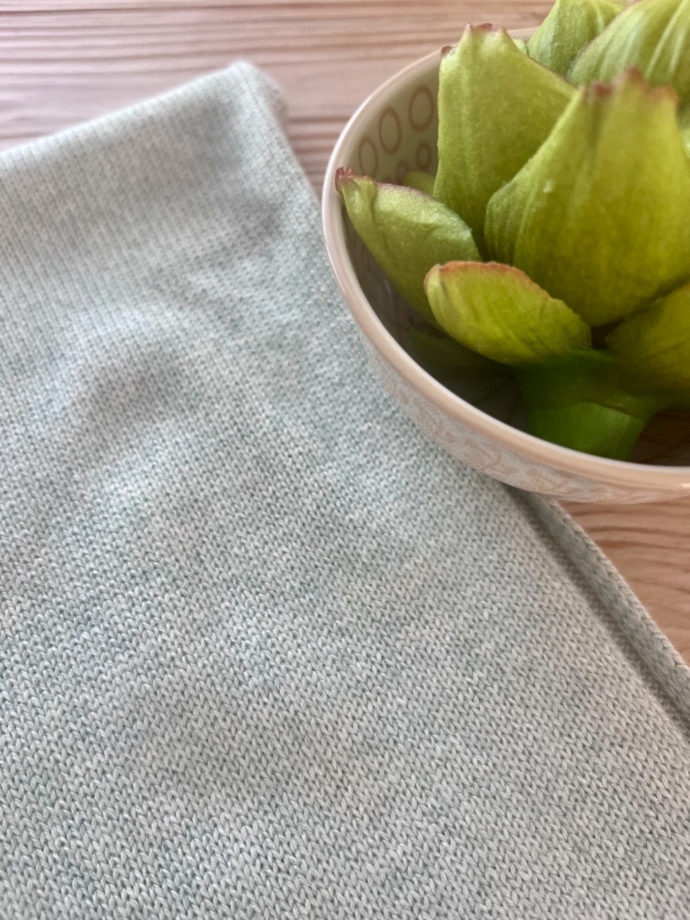 Eric Bompard Cashmere Silk Sage Green Scarf - Picture 3 of 8